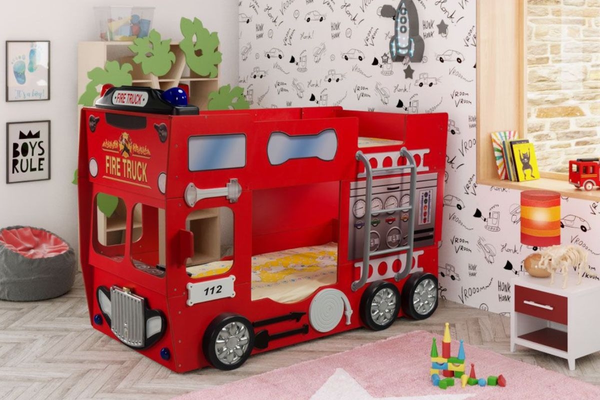 Emeletes autóságy Emeletes autóságy