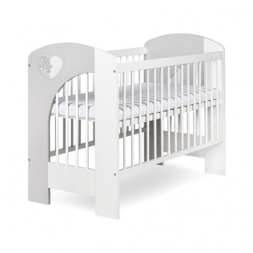 Fehér-hamu szürke babaágy szivecske mintával – Niel